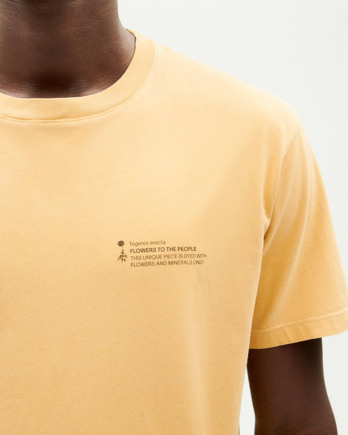 Thinking Mu Camiseta Tagetes Tinte Natural Hombre