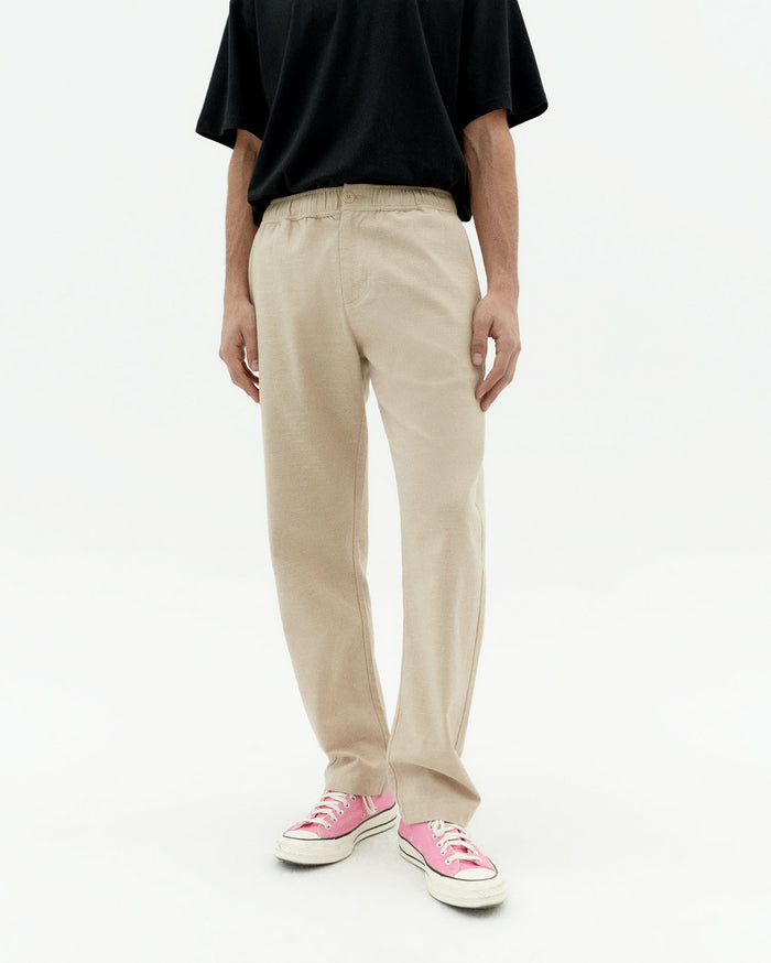 thinking mu Pantalón crudo Travel light