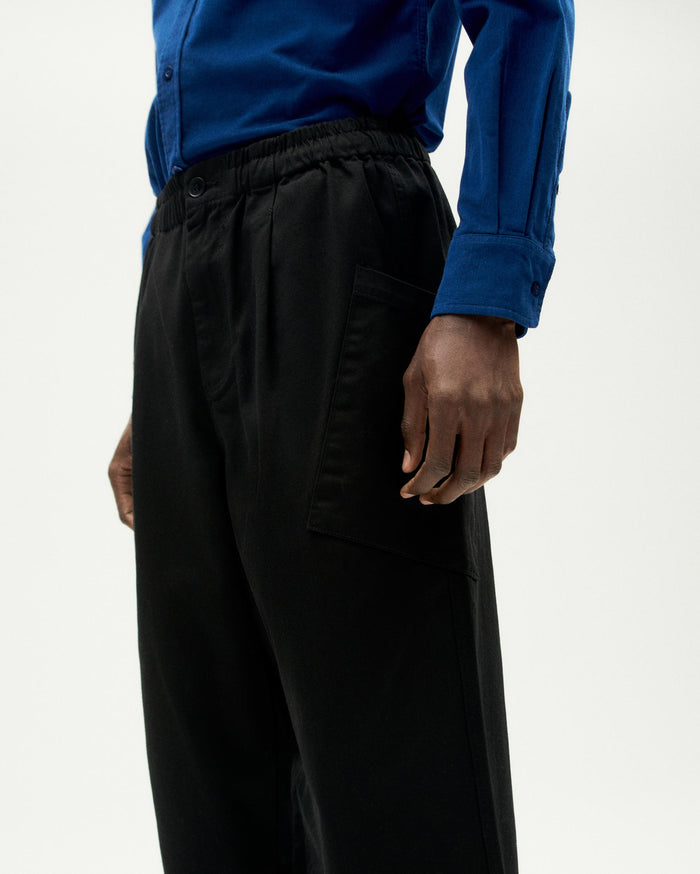 Thinking Mu Pantalón Negro Max