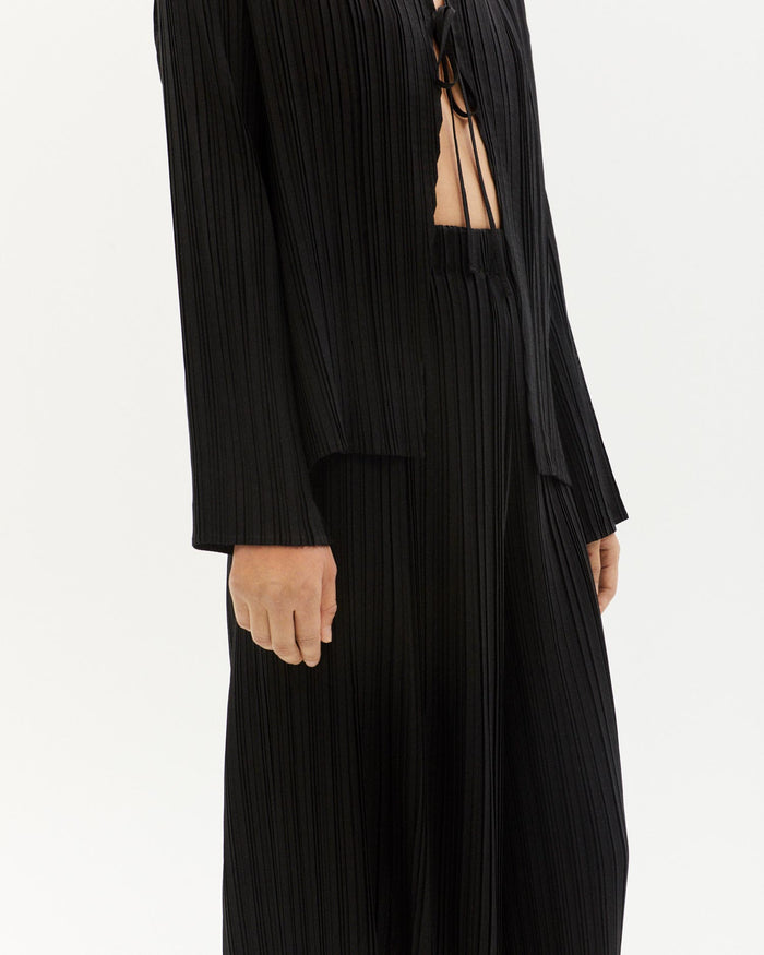 Thinking Mu Pantalón Negro Plisado Maro