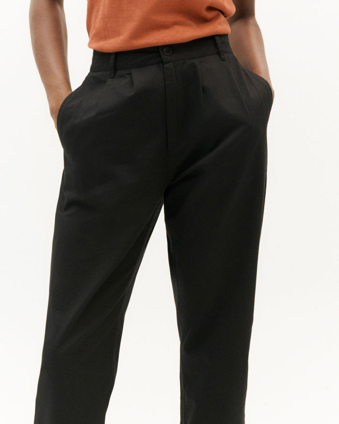 Thinking Mu Pantalón Negro Rina Light