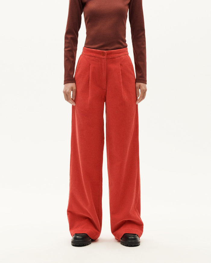 thinking mu Pantalón rojo pana Manolita