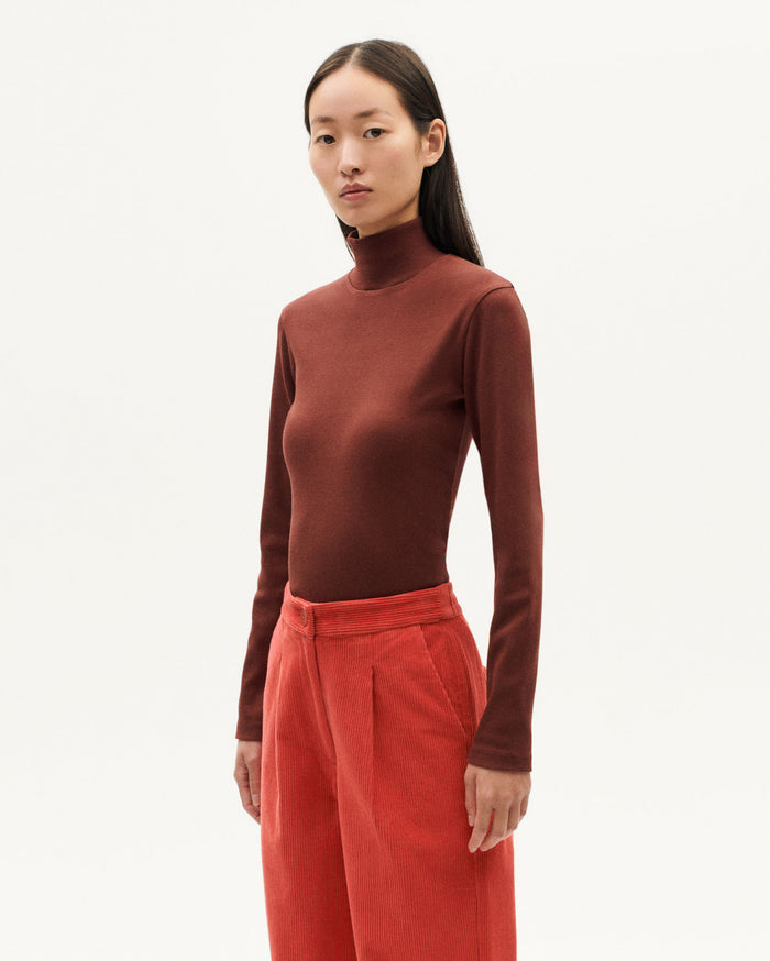 thinking mu Top rib marrón algodón orgánico Aine