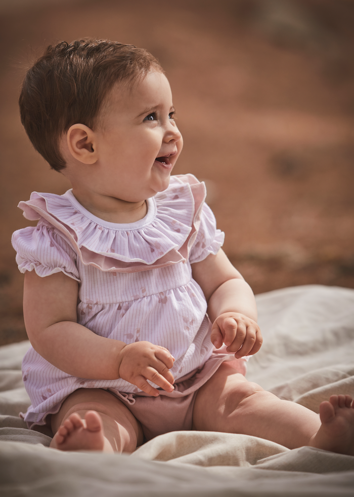 tiamia Conjunto ranita volantes + camiseta fantasía