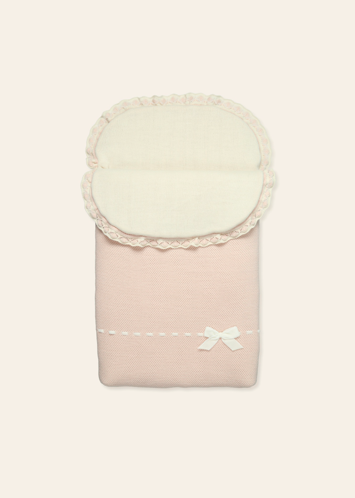 tiamia Saco arrullo "cobijar"