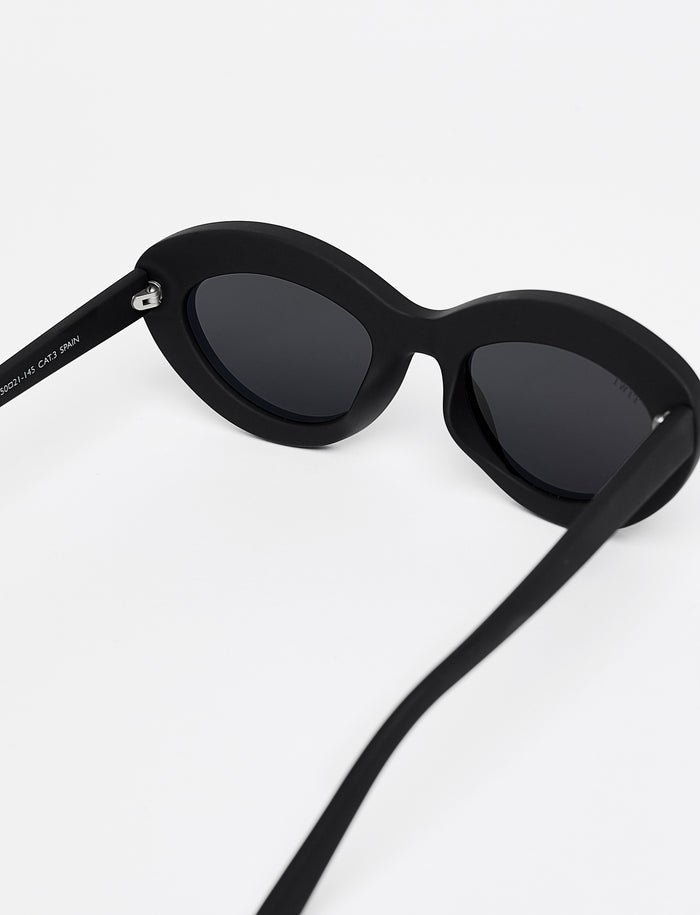 Tiwi CANNET Total Black