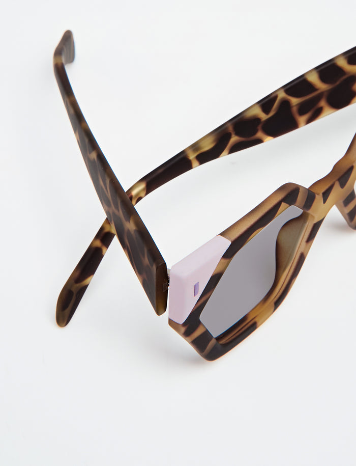 Tiwi HEXAGON I Bicolor Green Tortoise