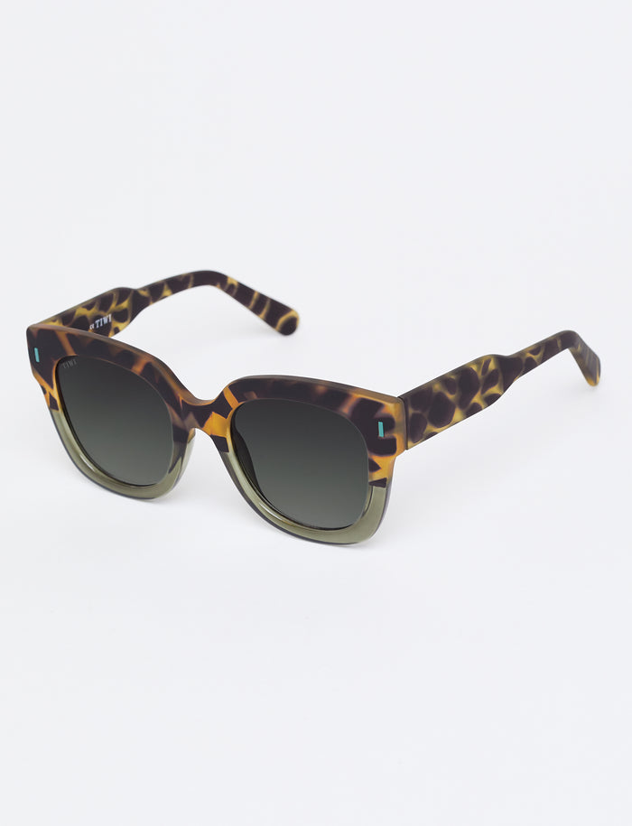 Tiwi KERR Bicolor Green Tortoise/Green