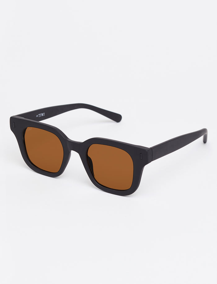Tiwi LIO Rubber Black With Orange Lenses