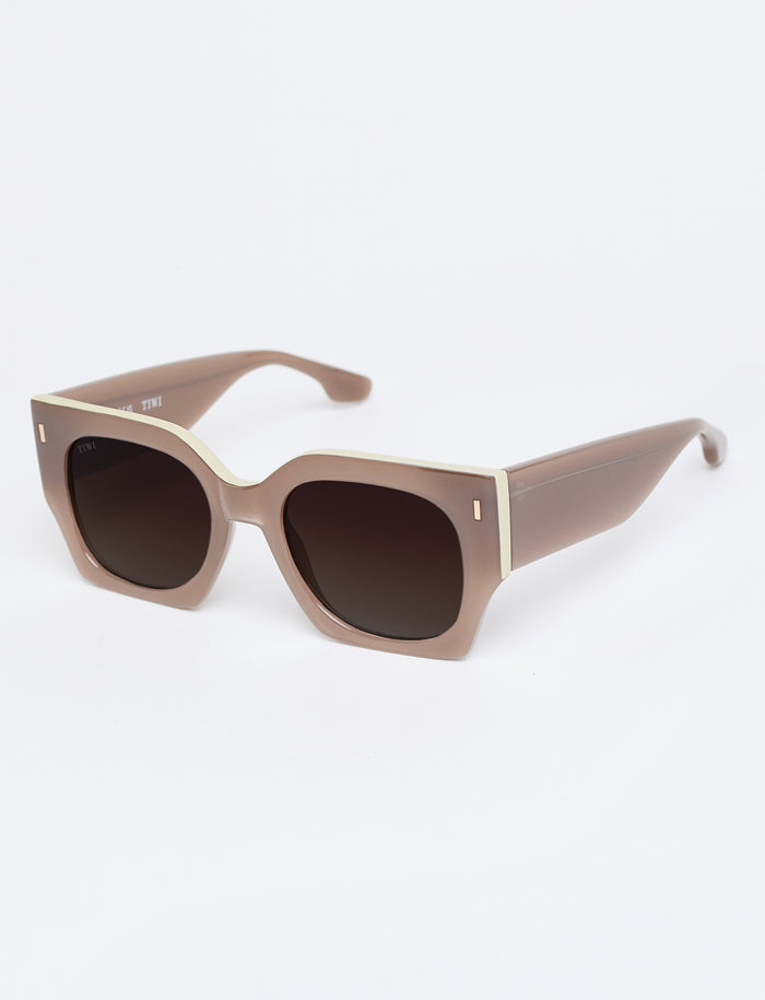 Tiwi MATT Shiny Coconut/Beige Topline