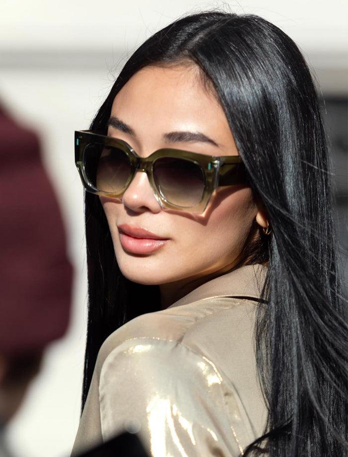 Tiwi MATT Shiny Green Gradient