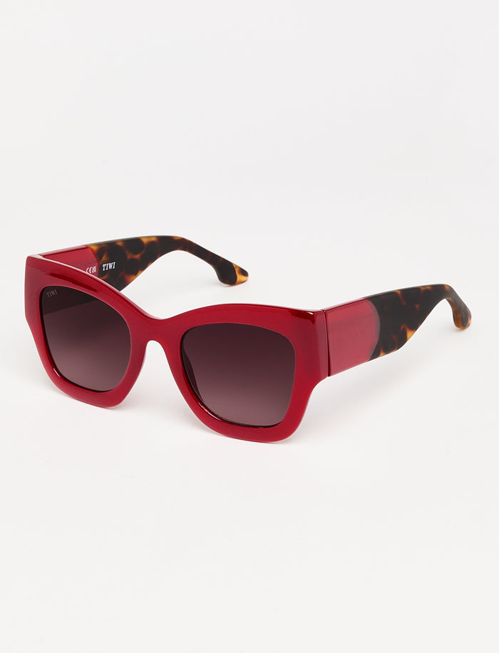 Tiwi MAYFAIR Shiny Red