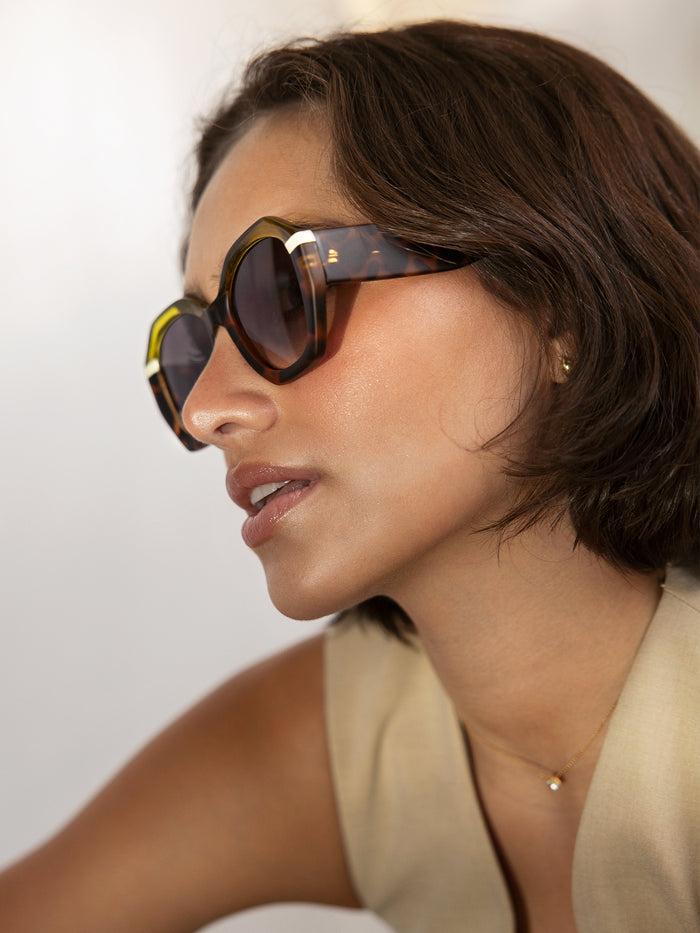 Tiwi VEGA Tricolor Green Tortoise/Green/Beige