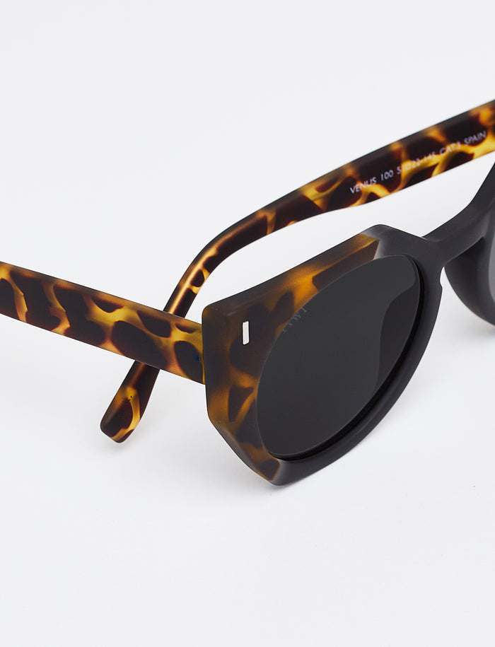 Tiwi VENUS Rubber Ray Edition