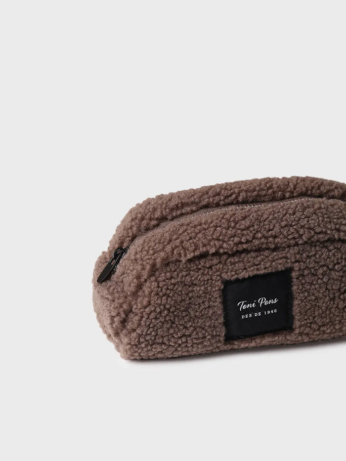 Toni Pons DUBBI - Neceser En Material Tipo Borrego | DUBBI