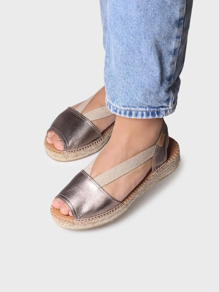 Toni Pons ETNA - Sandalia De Piel Plana Con Elásticos | ETNA