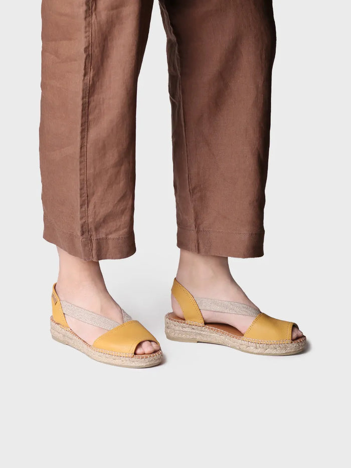 Toni Pons ETNA - Sandalia De Piel Plana Con Elásticos | ETNA