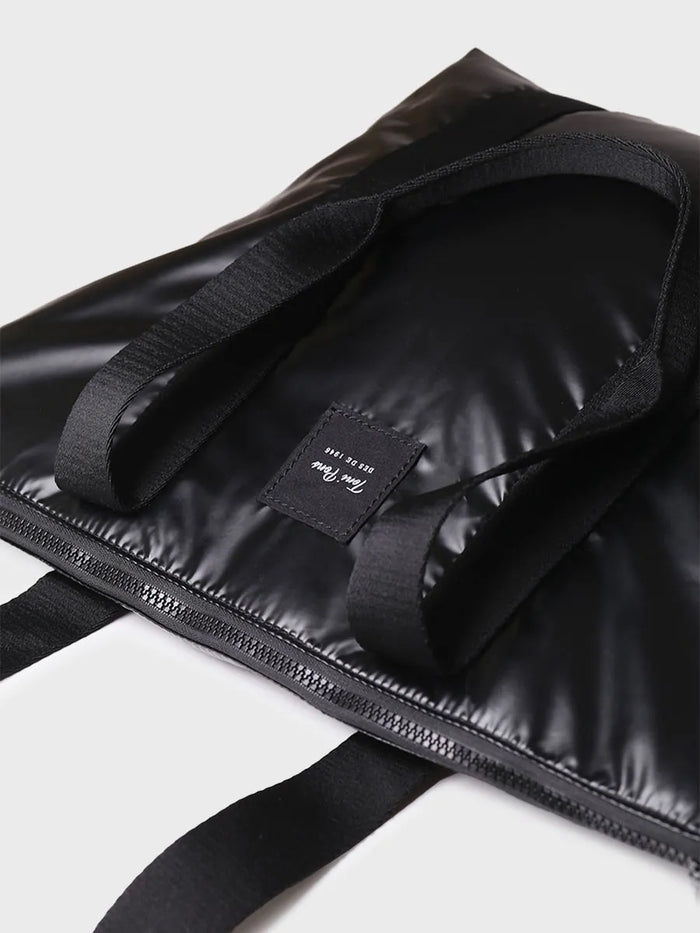 Toni Pons GINNY - Bolso Para Mujer En Material Acolchado Negro Brillante | GINNY