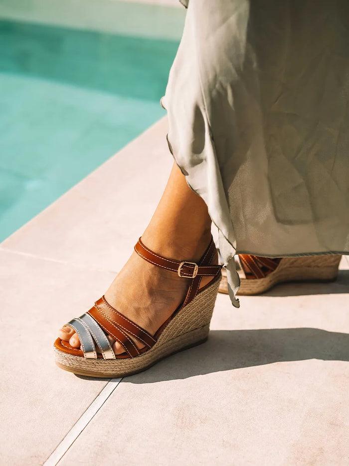 Toni Pons OCTAVIA - Alpargata Abierta De Mujer En Cuero Y Color Platino Con Cuña | OCTAVIA