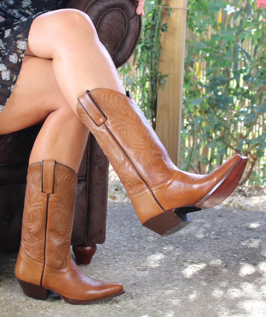 tony mora 3389 DASLU LINI PALERMO CUERO ESPECIAL