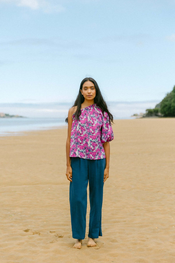 Triana By C Blusa LEON Asimétrica Mancha Fucsia