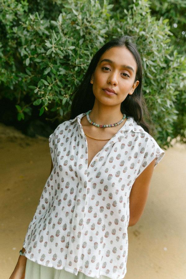 Triana By C Blusa LUCEA flor tierra