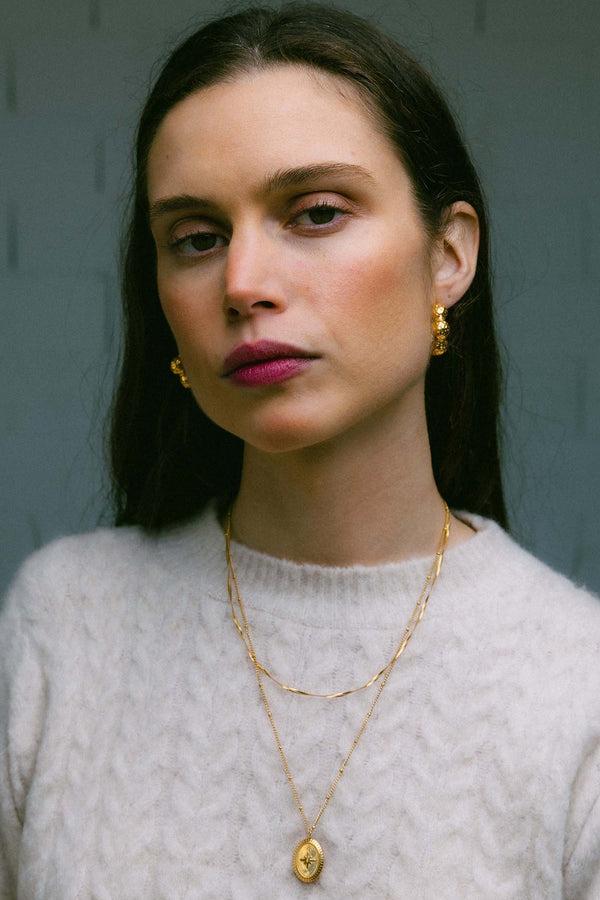 Triana By C Collar Jet