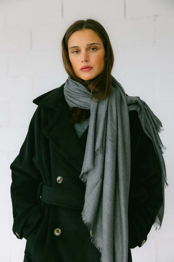 Triana By C Fular Gris