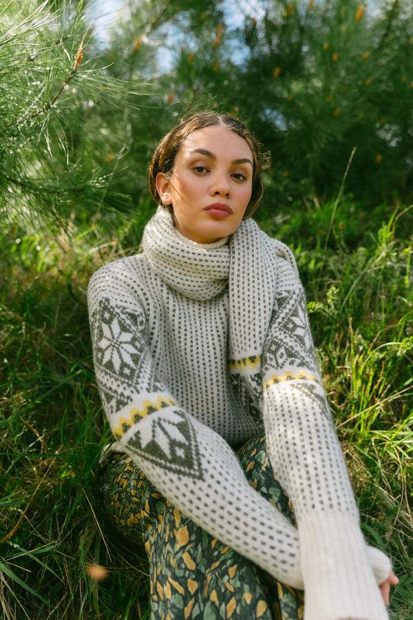 Triana By C JERSEY CUELLO ALTO SNOW PRINT