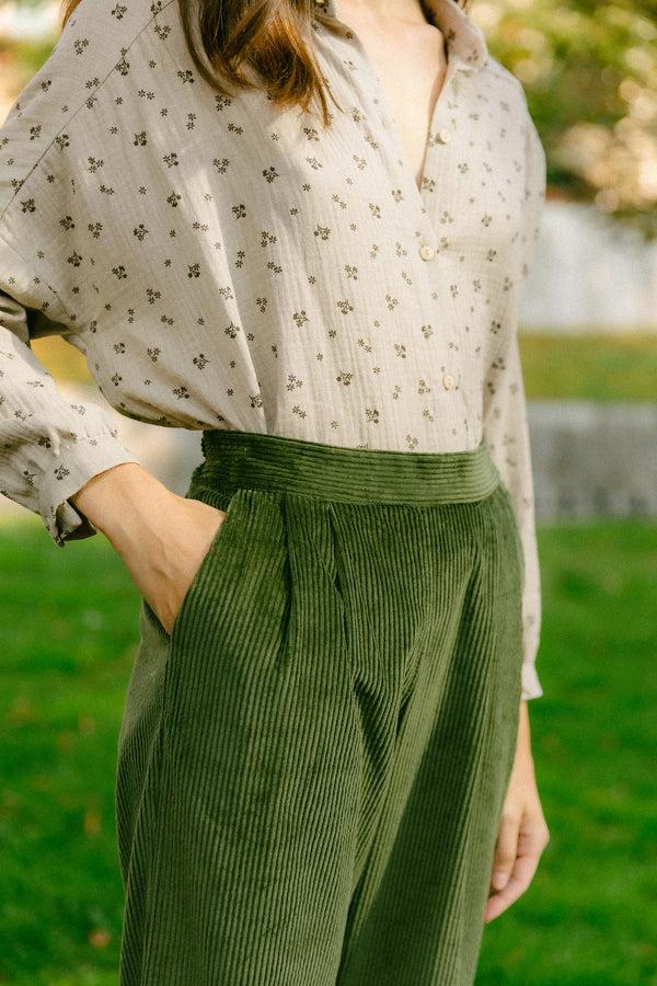 Triana By C Pantalón MILLET Pana Verde