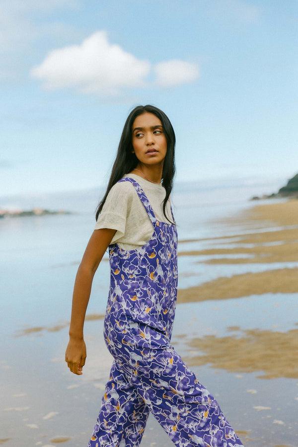 Triana By C PETO ASKIM Lirio Malva