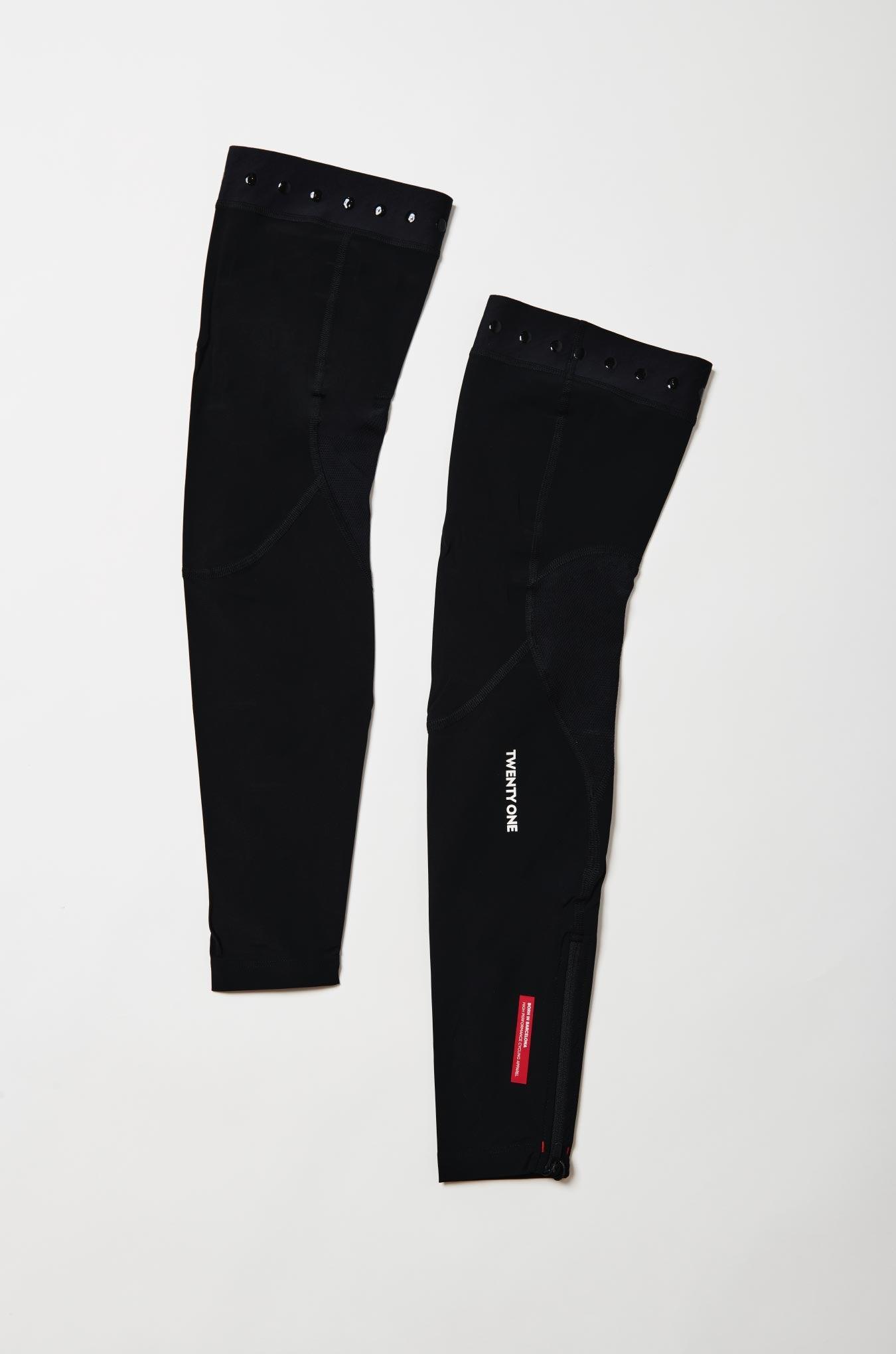 twenty one Perneras Aero