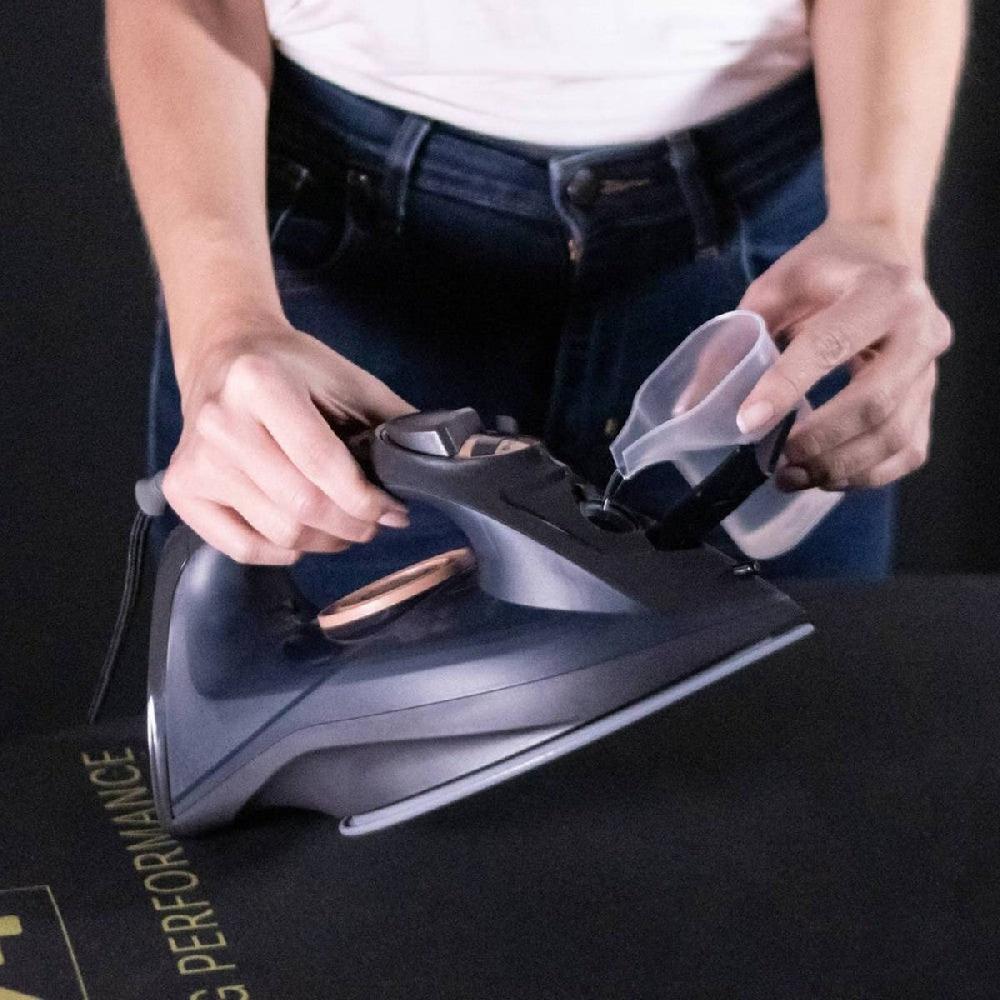 Ufesa Plancha De Vapor Ligera PV1100C Daily