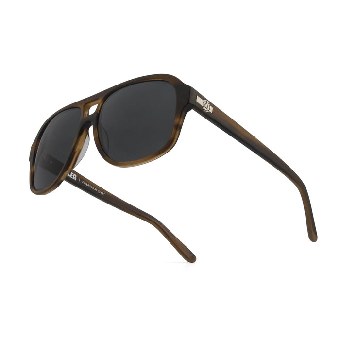 Uller Base Camp Brown Tortoise / Black