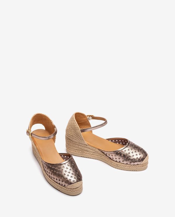 Unisa Alpargata Cuña Baja Con Picados