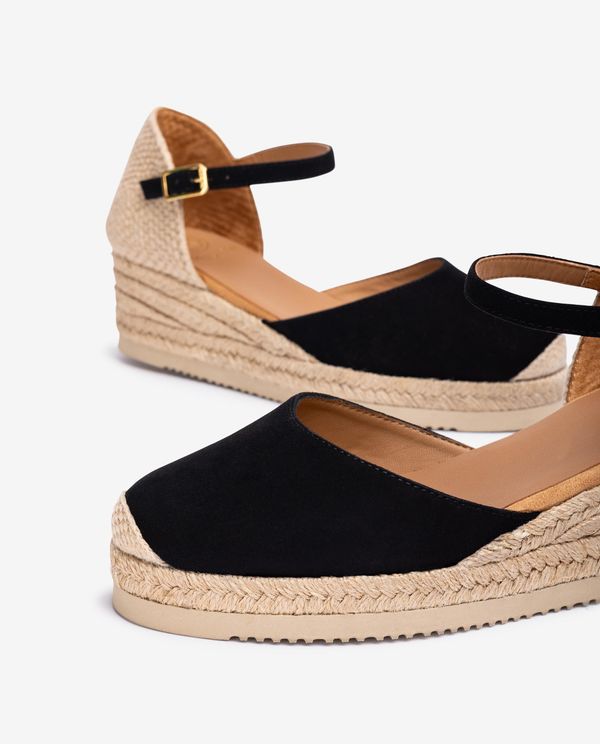 Unisa Alpargata De Cuña Baja En Ante