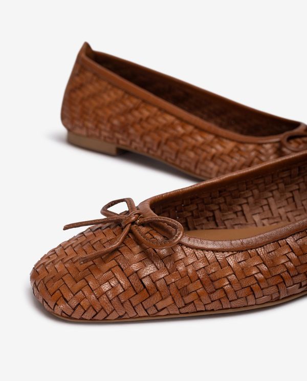 Unisa Bailarina De Piel Trenzada