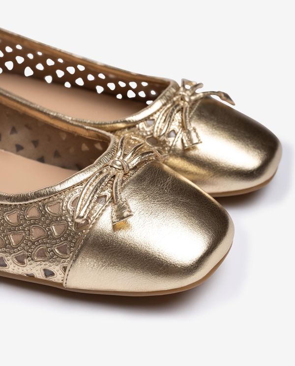 Unisa Bailarina De Punta Cuadrada Con Picados