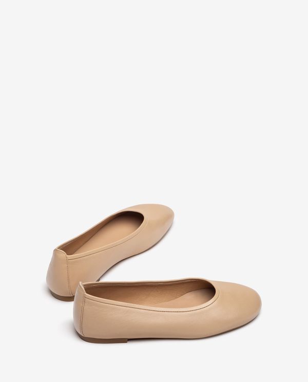 Unisa Bailarina De Punta Redonda