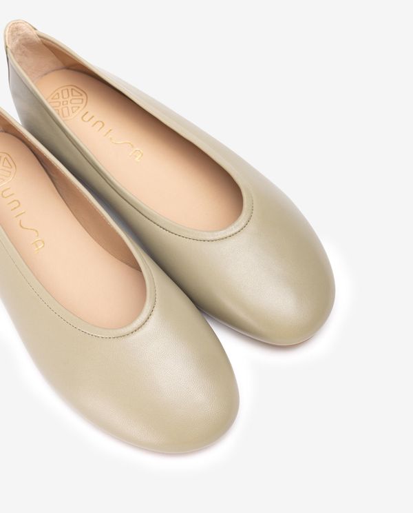 Unisa Bailarina De Punta Redonda