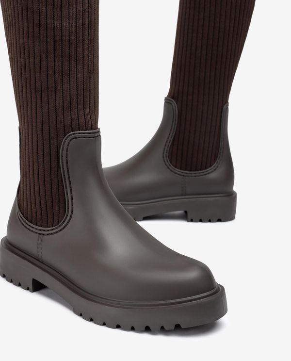 Unisa Bota De Goma SuperLight