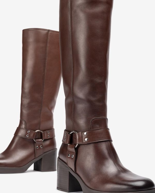 Unisa Bota Motera Con Adorno