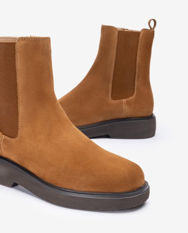 Unisa Botín Chelsea SuperLight