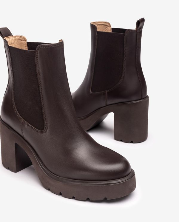 Unisa Botín Chelsea SuperLight