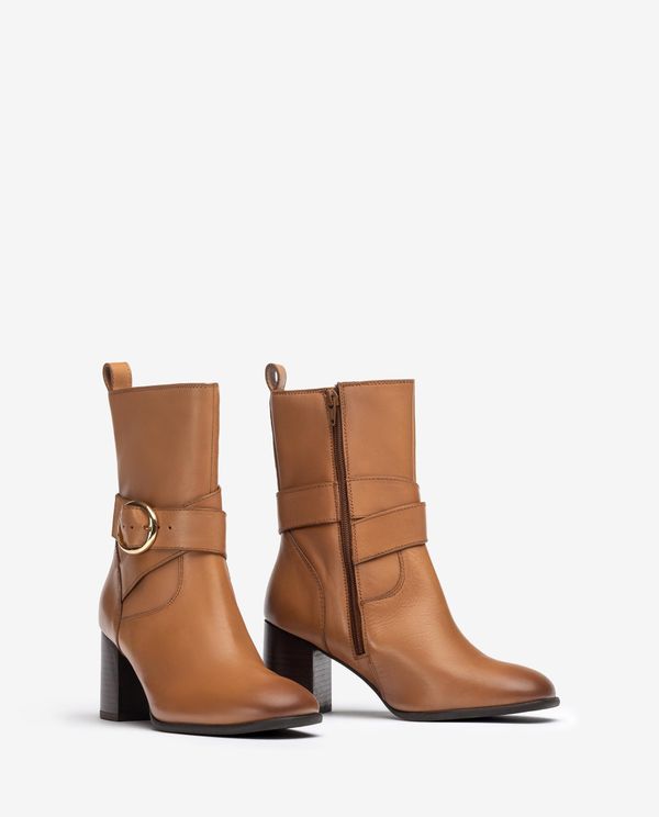 Unisa Botín Con Tiras Cruzadas Y Hebilla