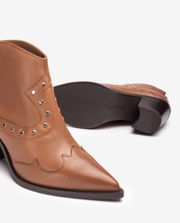 Unisa Botín Cowboy Con Tachuelas