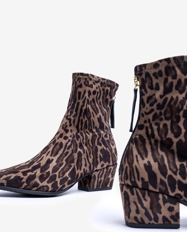 Unisa Botín De Punta Fina Con Cremallera Trasera