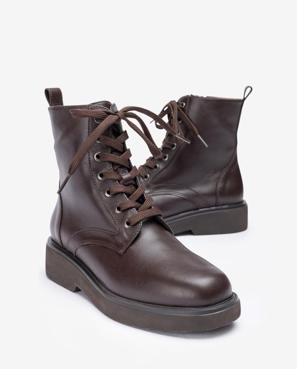 Unisa Botín SuperLight Con Cordoneras