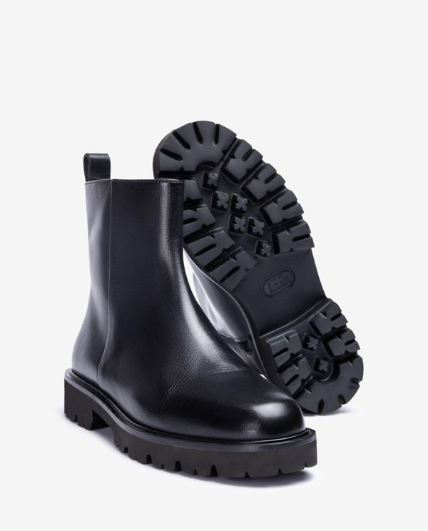 Unisa Botín SuperLight