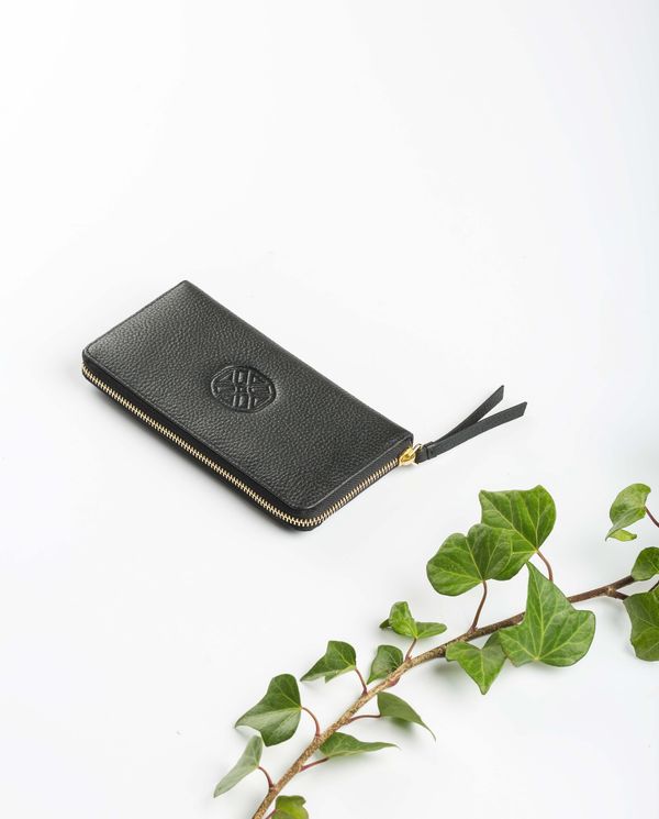 Unisa Cartera Fina Monograma